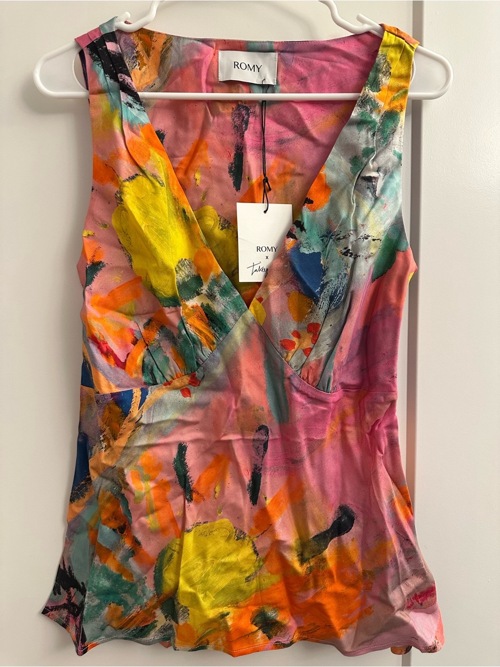 NWT- Romy “Rodeo” Print V-Neck Cami - Picture 2 of 4